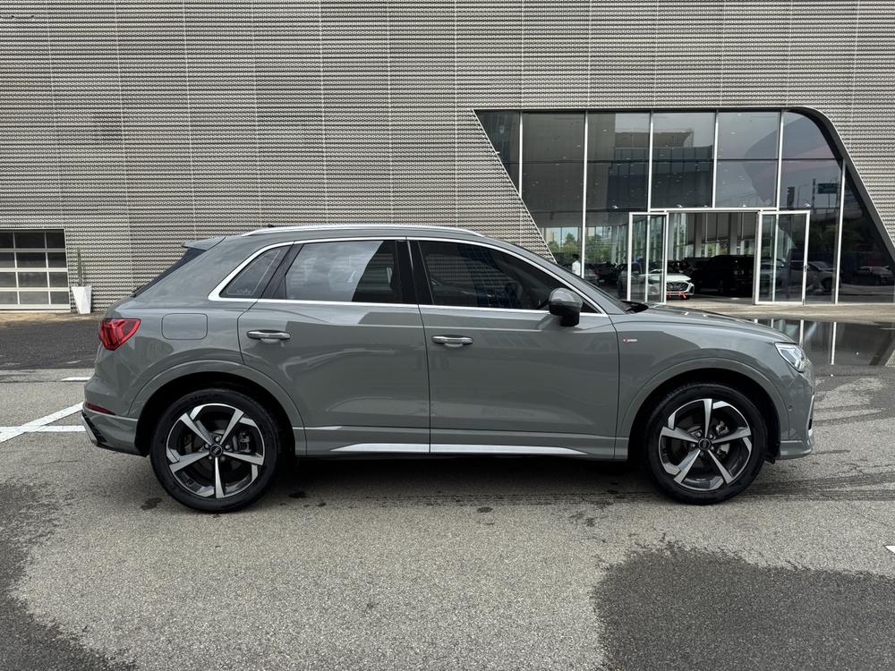 Audi Q3 2025 car image #6