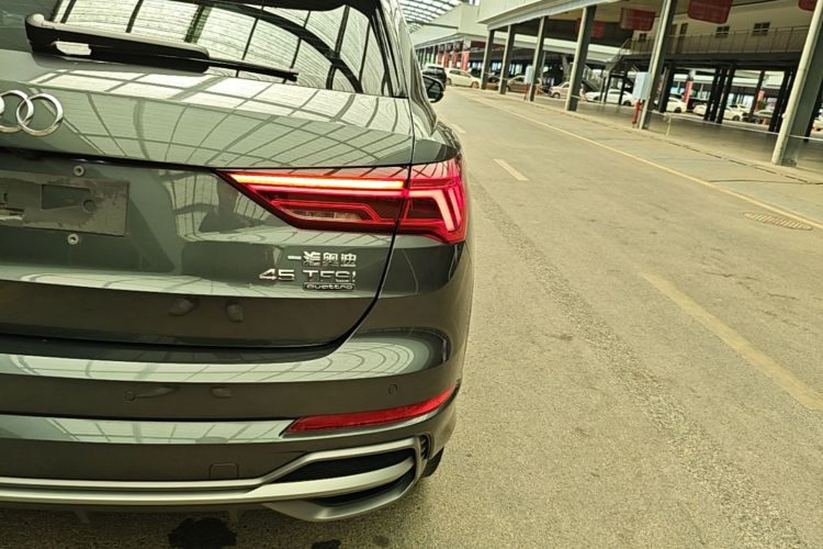 Audi Q3 2020 #8 Audi Q3 2020 car image #8