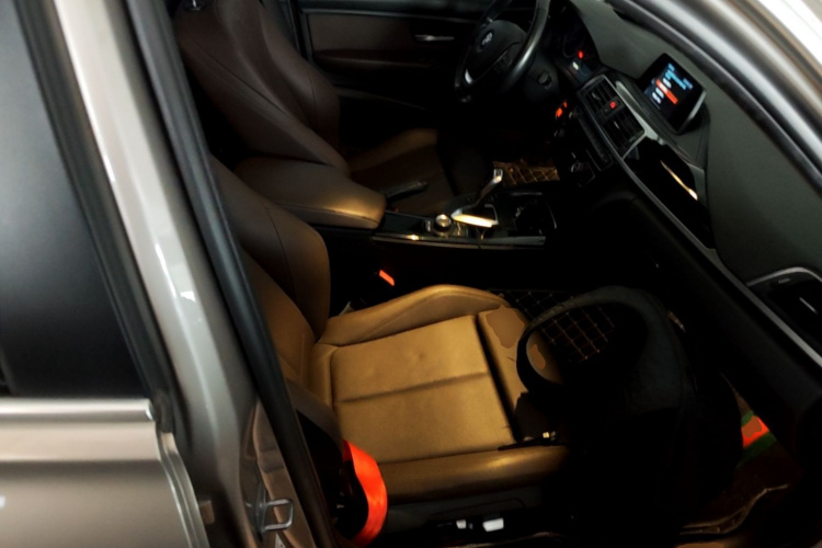 BMW 3 Series 2018 #24 BMW 3 Series 2018 car image #24