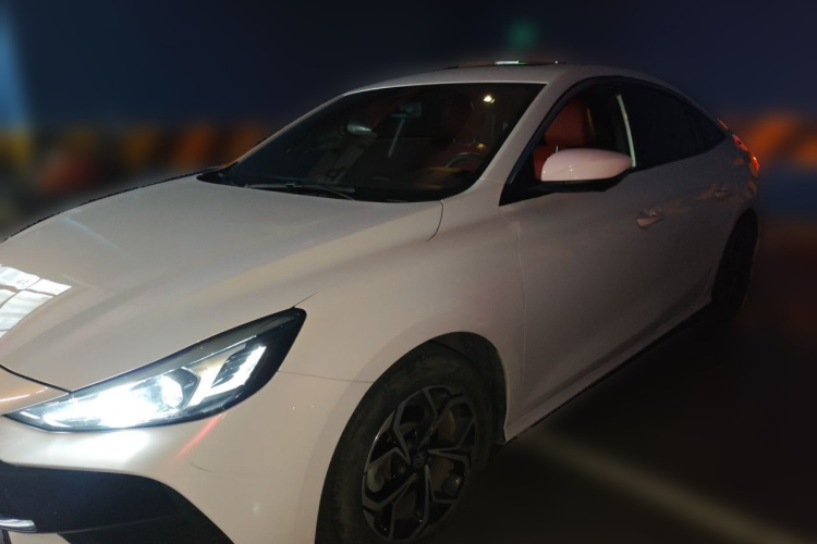 MG 5 2021 car image #2