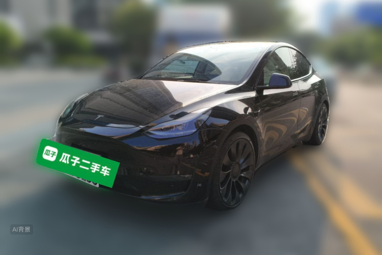Tesla Model Y 2023 car image #2