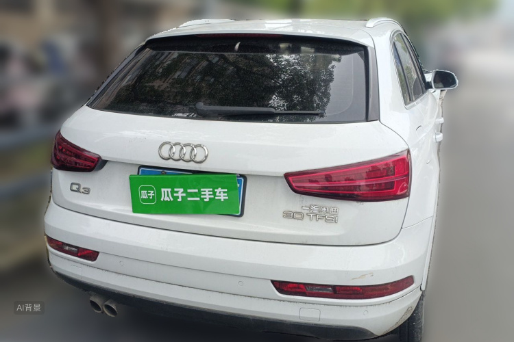 Audi Q3 2018 car image #6