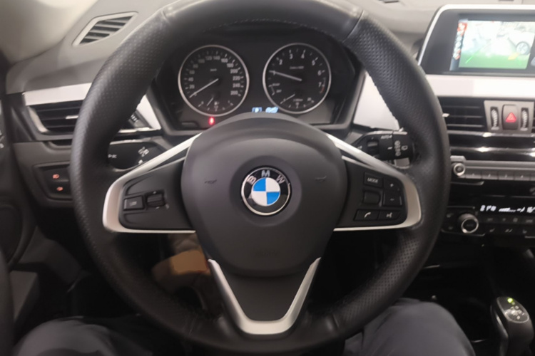 BMW X1 2017 car image #11