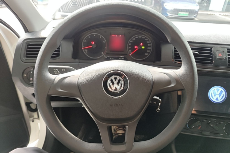 Volkswagen Santana 2017 #11 Volkswagen Santana 2017 car image #11