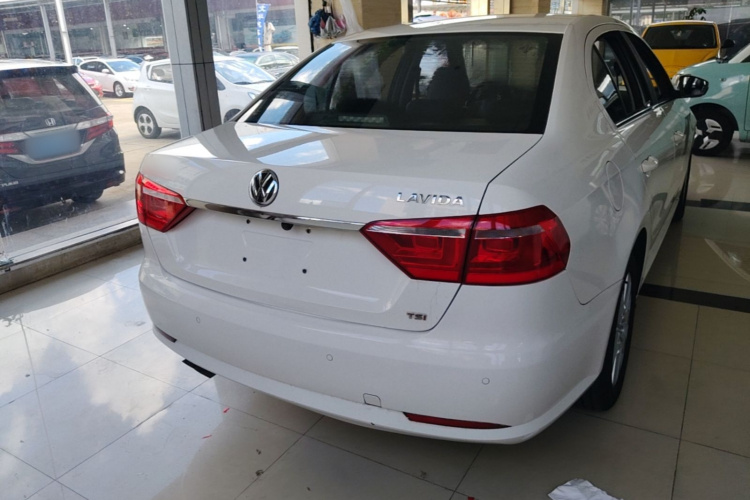 Volkswagen Lavida 2015 #6 Volkswagen Lavida 2015 car image #6