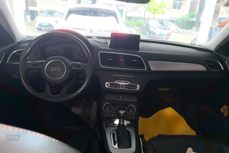 Audi Q3 2018 #11 Audi Q3 2018 car image #11