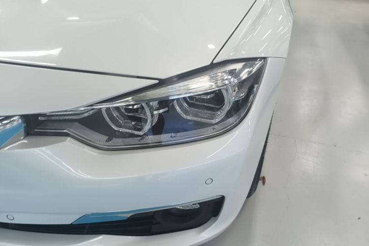 BMW 3 Series 2017 #23 BMW 3 Series 2017 car image #23