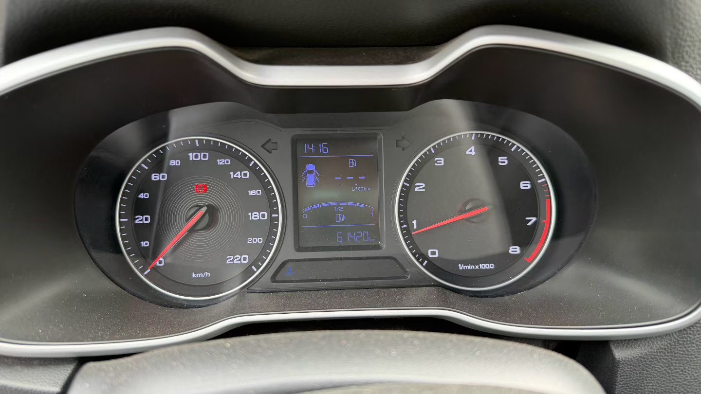 MG ZS 2018 #5 MG ZS 2018 car image #5