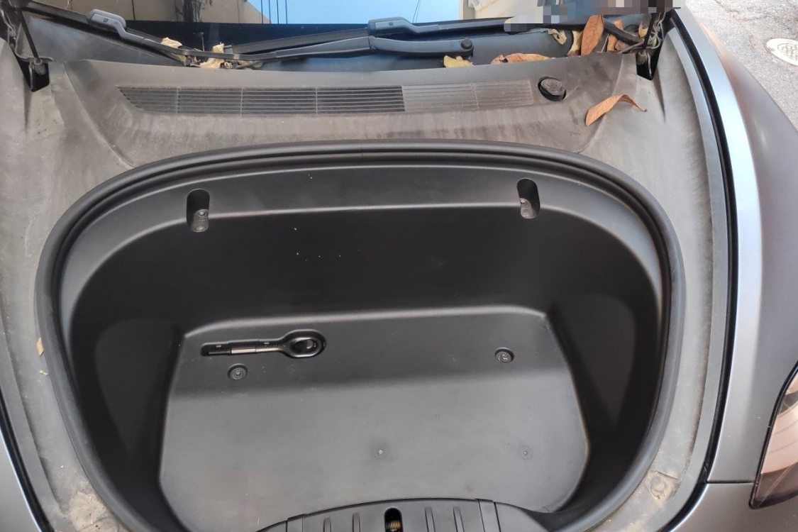 Tesla Model 3 2020 car image #10