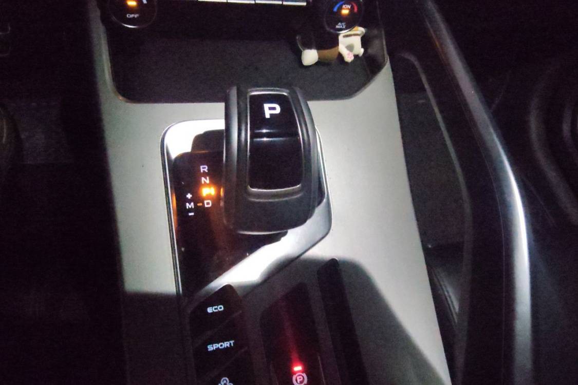 GEELY Coolray 2021 #27 GEELY Coolray 2021 car image #27