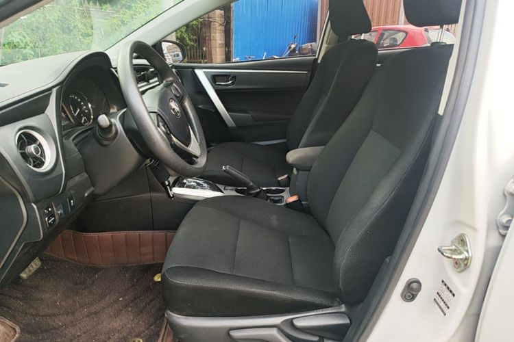 Toyota Corolla 2019 car image #19
