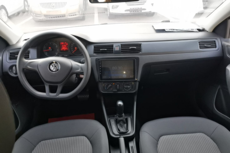 Volkswagen Santana 2019 car image #11