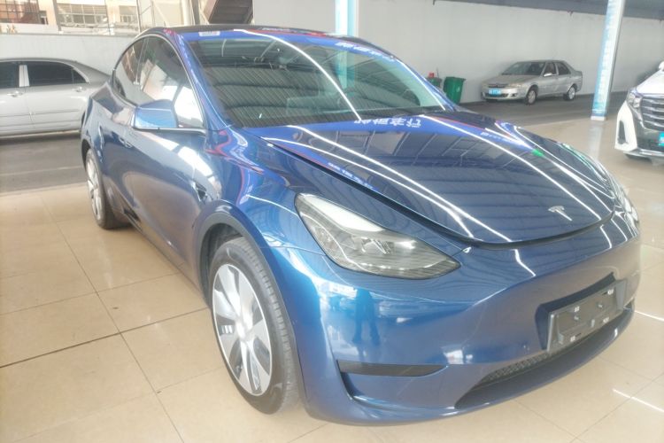 Tesla Model Y 2022 #4 Tesla Model Y 2022 car image #4
