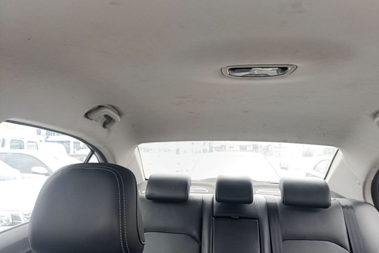 GEELY Emgrand 2019 #18 GEELY Emgrand 2019 car image #18