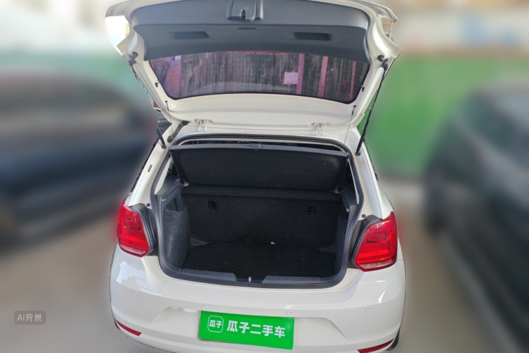 Volkswagen Polo 2019 car image #21