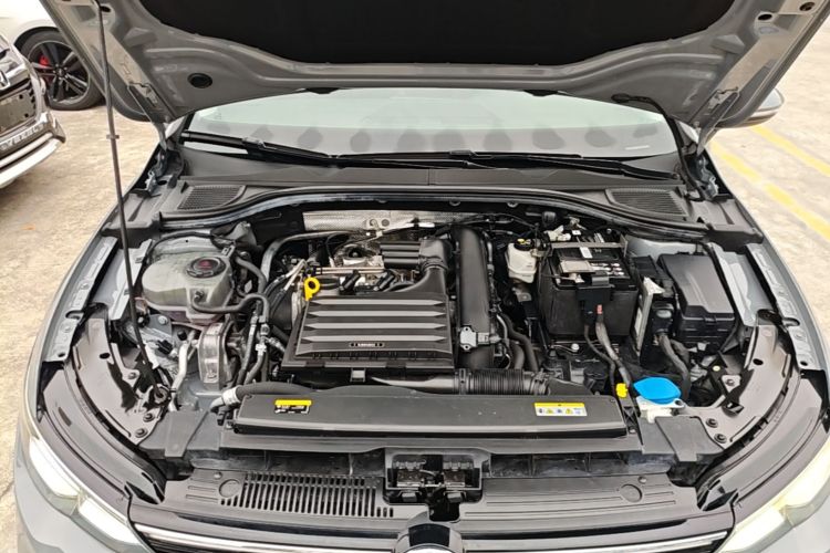 Volkswagen Golf 2021 #20 Volkswagen Golf 2021 car image #20