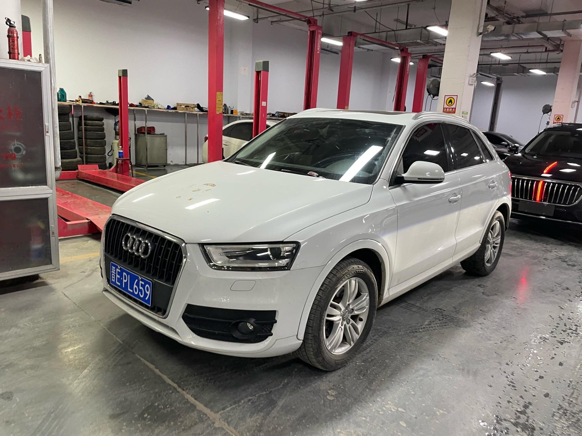 Audi Q3 2015 Audi Q3 2015 image de voiture
