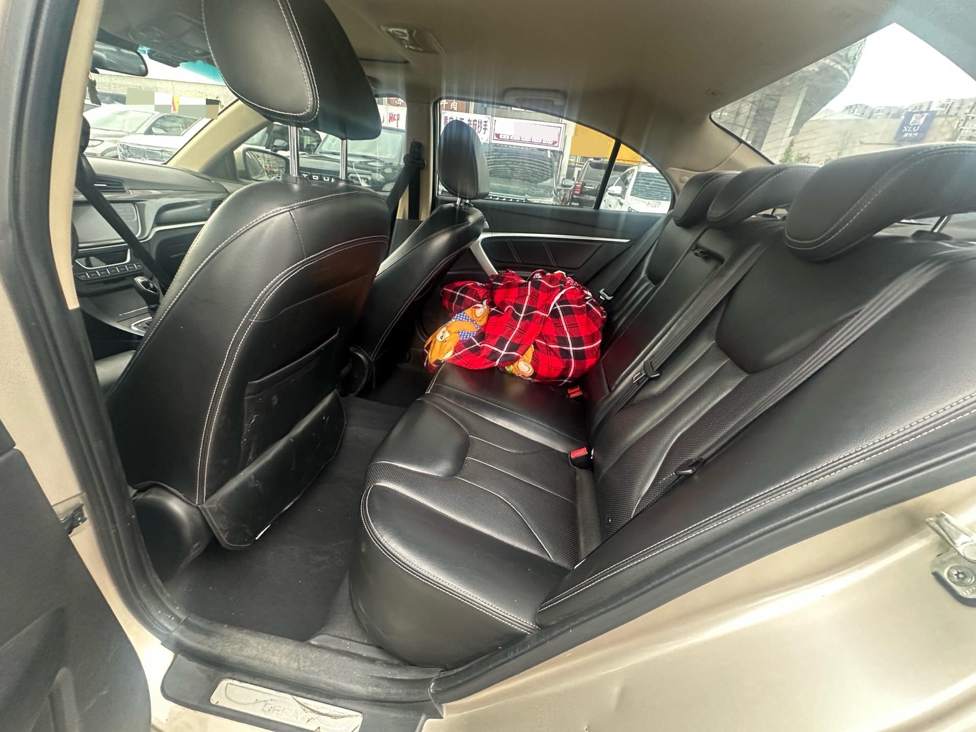 GEELY Emgrand 2017 car image #5