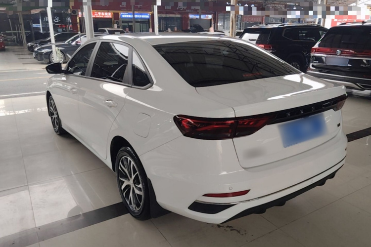 GEELY Emgrand 2024 car image #7