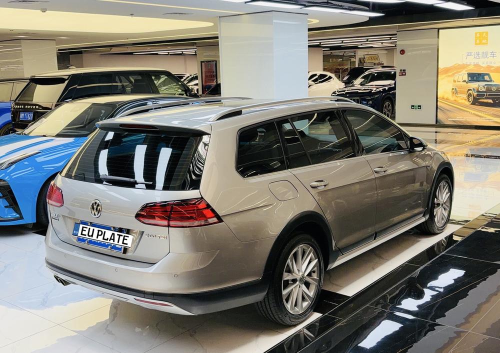 Volkswagen Golf (Imported) 2019 car image #5