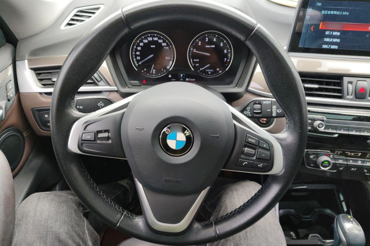 BMW X1 2019 #11 BMW X1 2019 car image #11