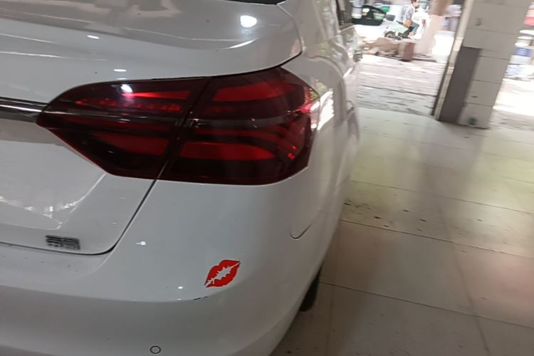 GEELY Emgrand 2020 #8 GEELY Emgrand 2020 car image #8