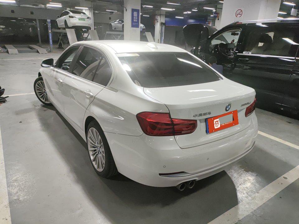 BMW 3 Series 2018 #5 BMW 3 Series 2018 car image #5