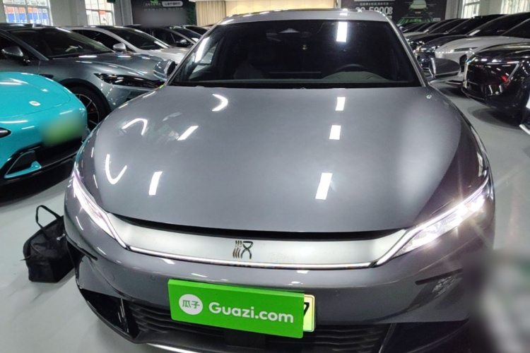 BYD Han 2023 car image #3