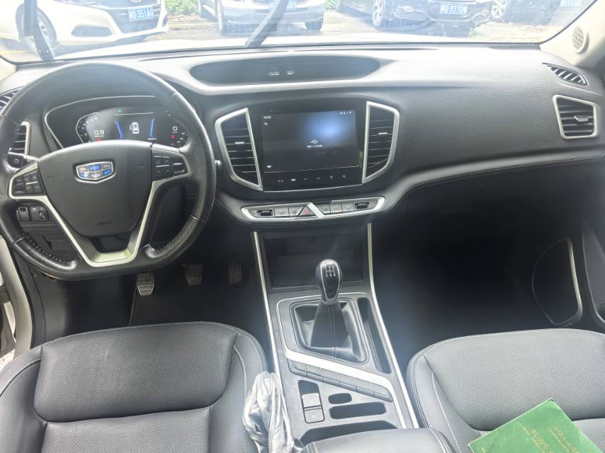 GEELY Vision X6 2019 car image #5