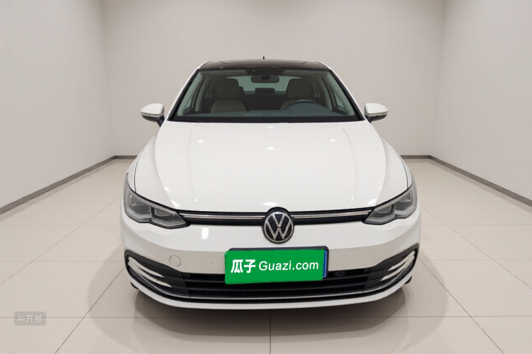 Volkswagen Golf 2022 car image #3