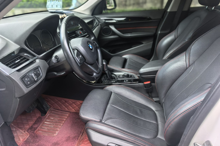 BMW X1 2018 car image #11