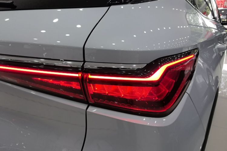 BYD Yuan Plus 2023 #8 BYD Yuan Plus 2023 imagen de coche #8