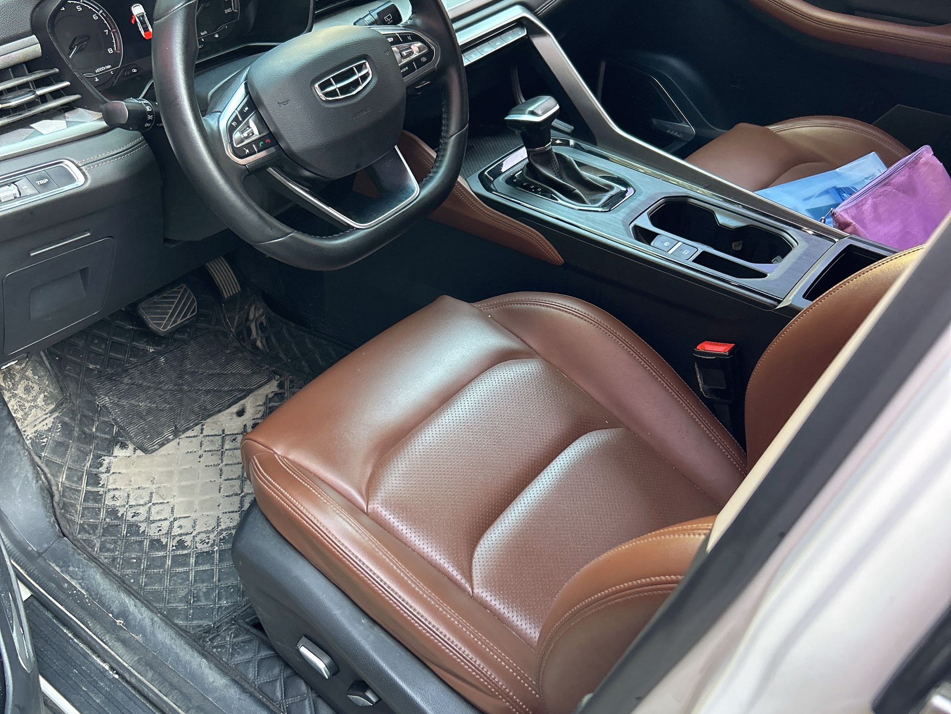GEELY Vision X6 2022 #6 GEELY Vision X6 2022 car image #6