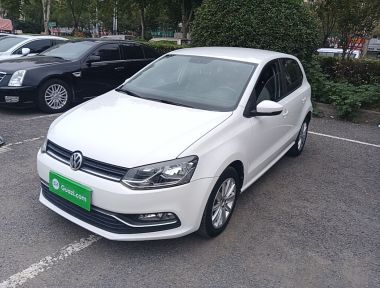 Volkswagen Polo 2015 Volkswagen Polo 2015 car image