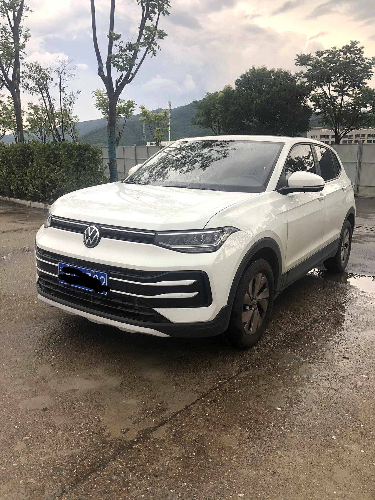 Volkswagen Tharu 2026 car image 