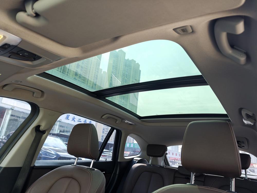 BMW X1 2021 car image #22