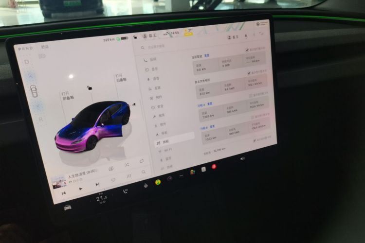 Tesla Model 3 2024 #17 Tesla Model 3 2024 car image #17