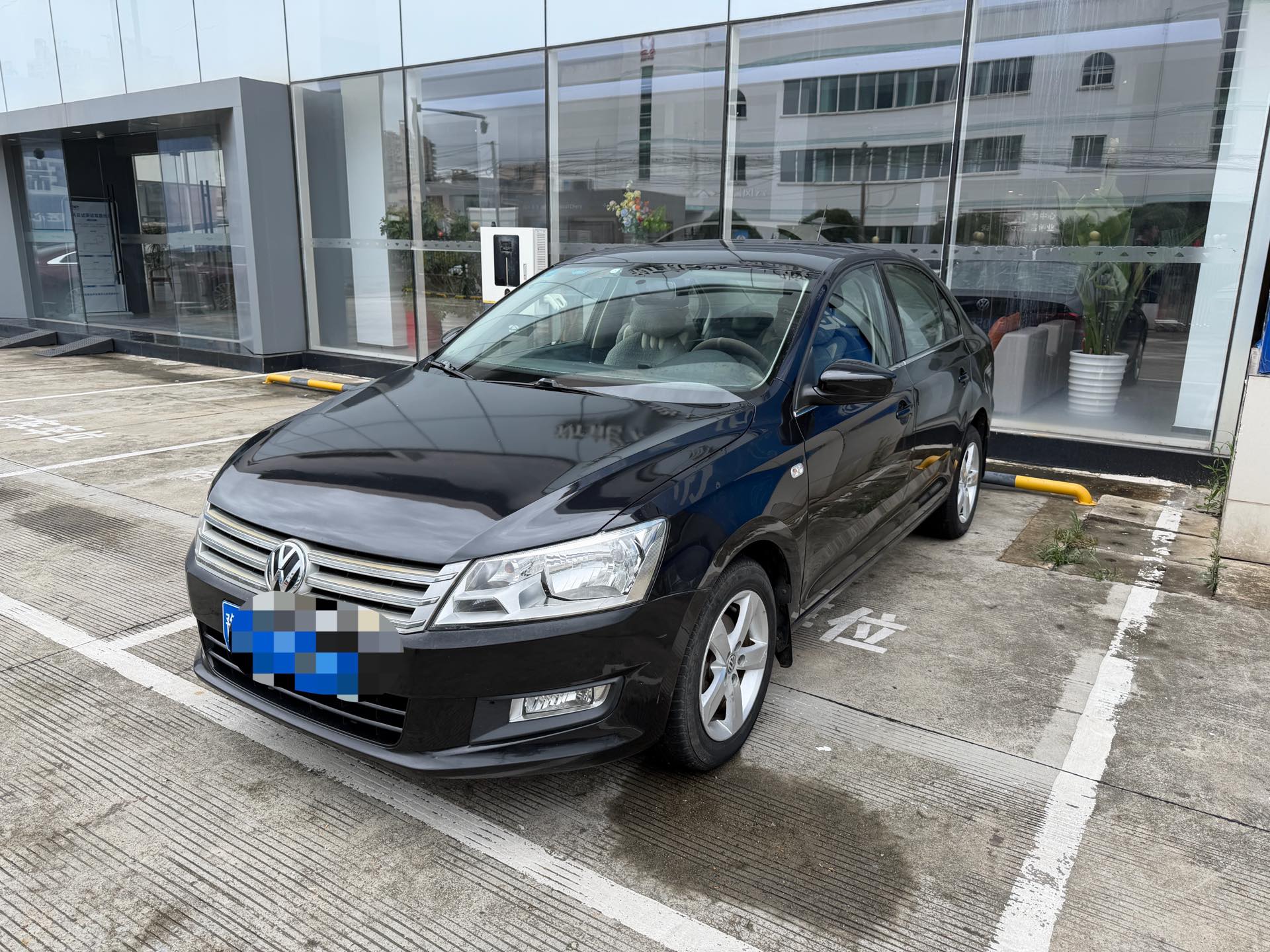 2015 2015 car image