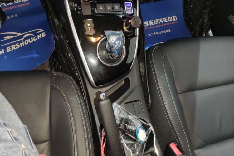 Toyota Corolla 2019 #18 Toyota Corolla 2019 car image #18