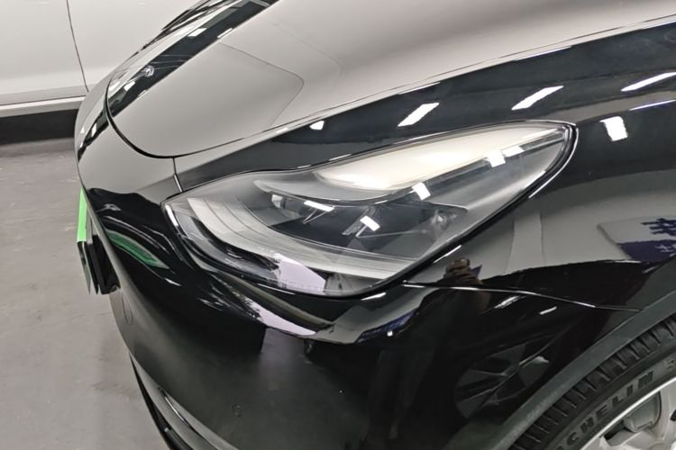 Tesla Model Y 2021 #25 Tesla Model Y 2021 immagine di auto #25