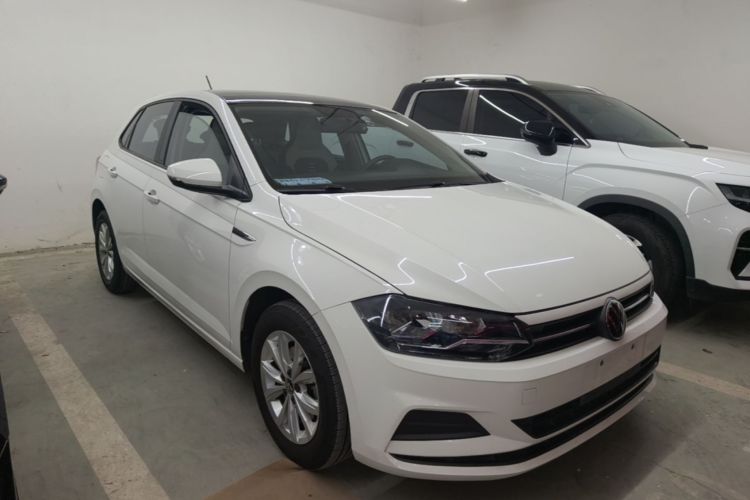 Volkswagen Polo 2021 car image #4