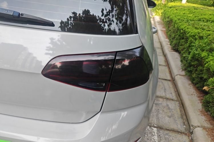 Volkswagen Golf 2019 #8 Volkswagen Golf 2019 car image #8
