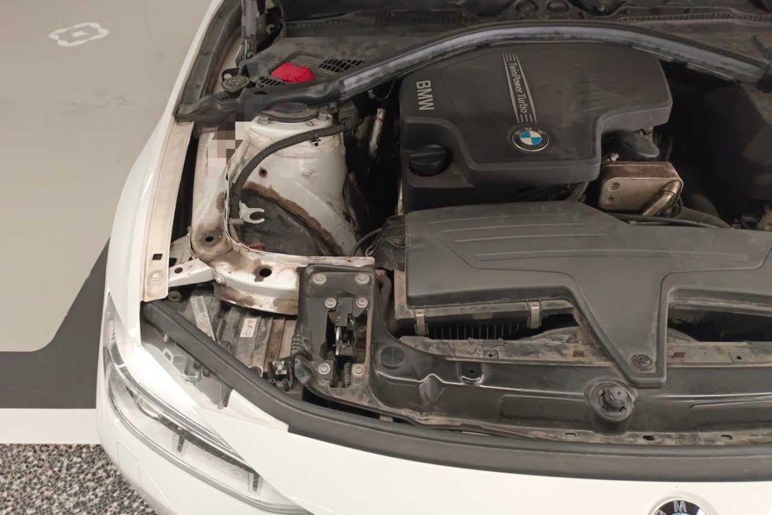 BMW 3 Series 2015 car image #11