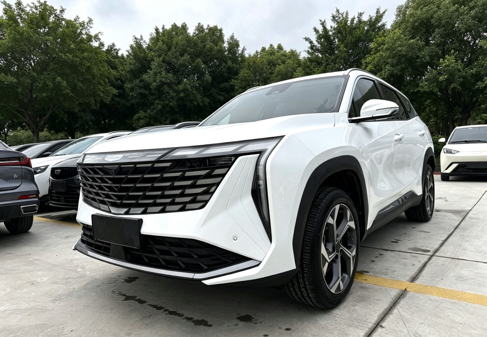 GEELY Boyue L 2023 GEELY Boyue L 2023 car image