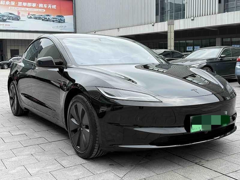 Tesla Model 3 2026 #3 Tesla Model 3 2026 car image #3
