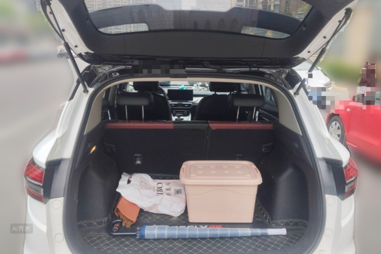 GEELY Coolray 2022 immagine di auto #21