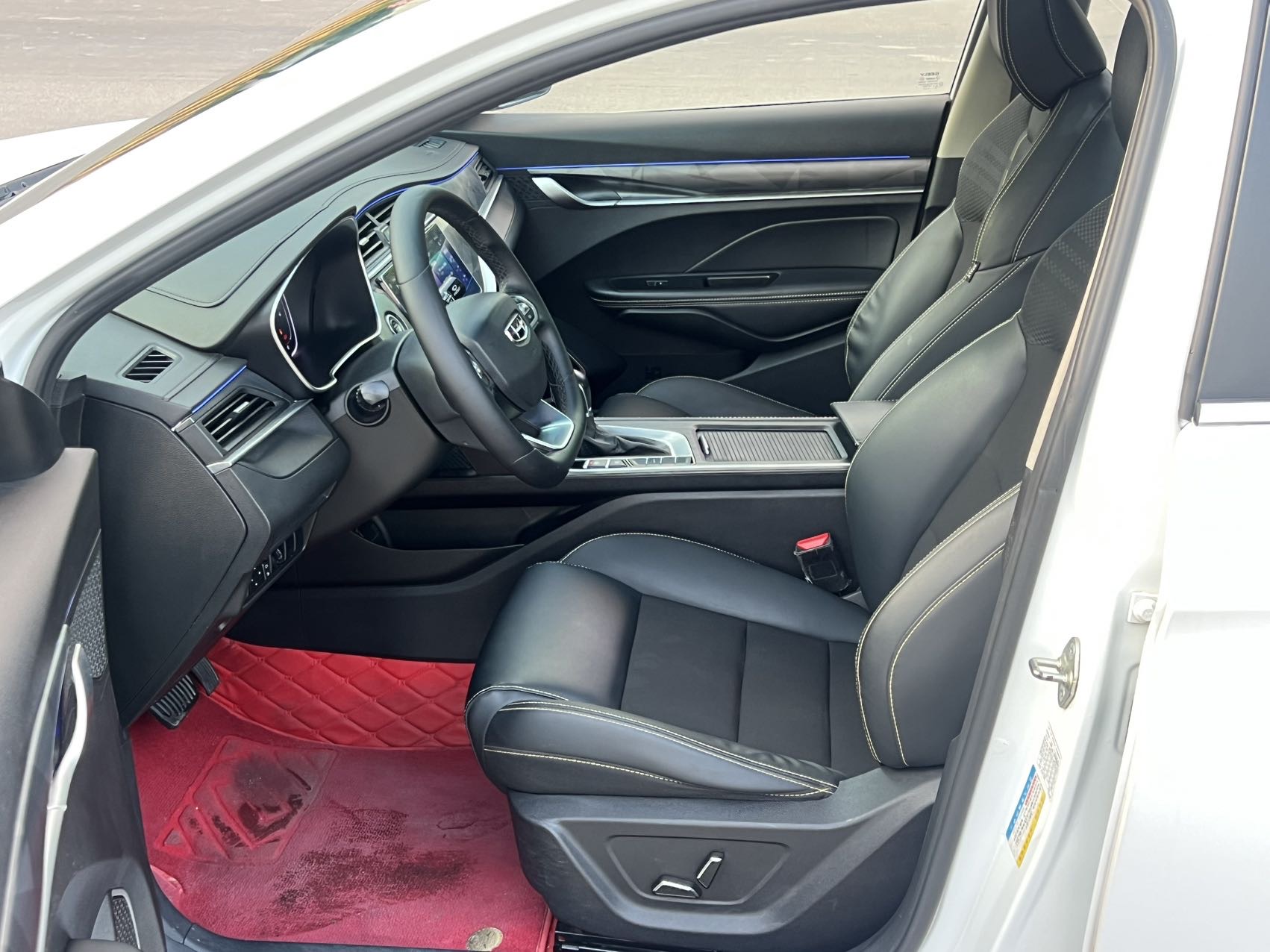 GEELY Binray 2021 صورة سيارة #4