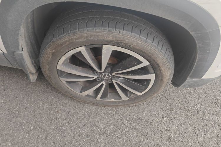 Volkswagen Tharu 2021 image de voiture #3