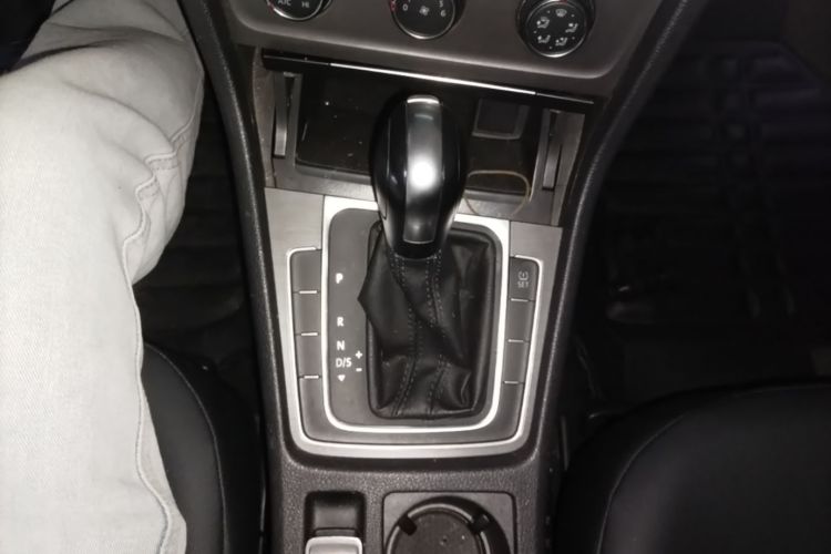 Volkswagen Golf 2015 #14 Volkswagen Golf 2015 car image #14
