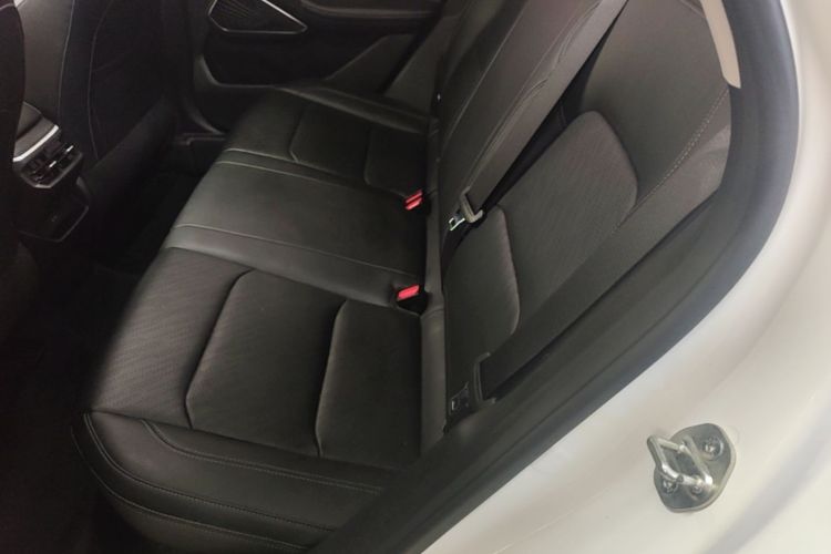 GEELY Emgrand 2023 #17 GEELY Emgrand 2023 immagine di auto #17